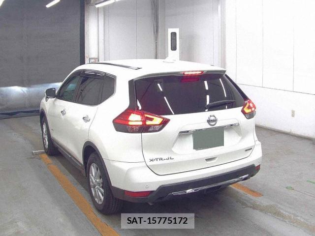 Nissan X-TRAIL 2017-12 7806806-1