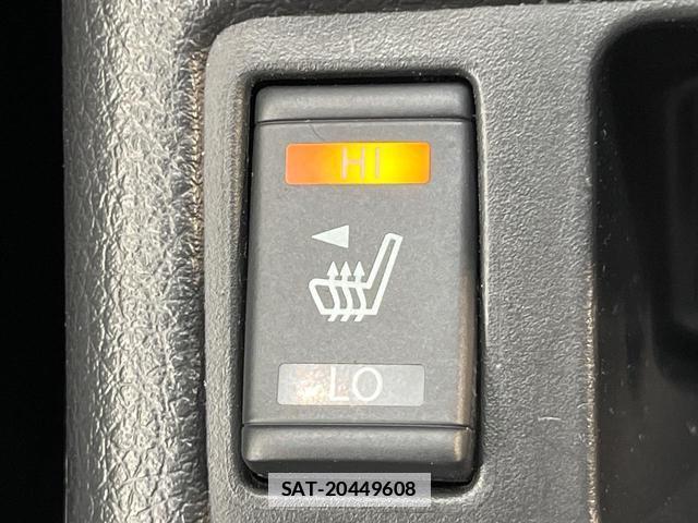 Nissan X-TRAIL 2016-03 7806858-5