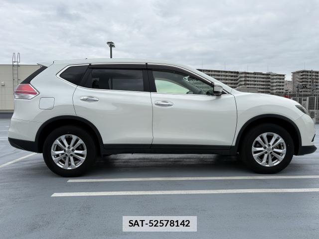 Nissan X-TRAIL 2014-02 7808443-3