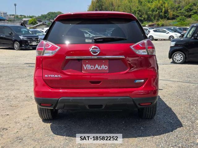 Nissan X-TRAIL 2015-10 7808491-10
