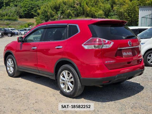 Nissan X-TRAIL 2015-10 7808491-18