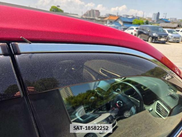 Nissan X-TRAIL 2015-10 7808491-19