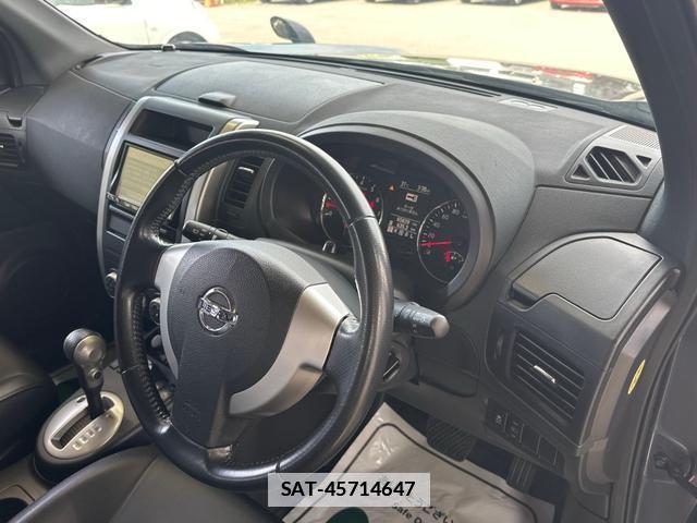Nissan X-TRAIL 2011-10 7808938-10