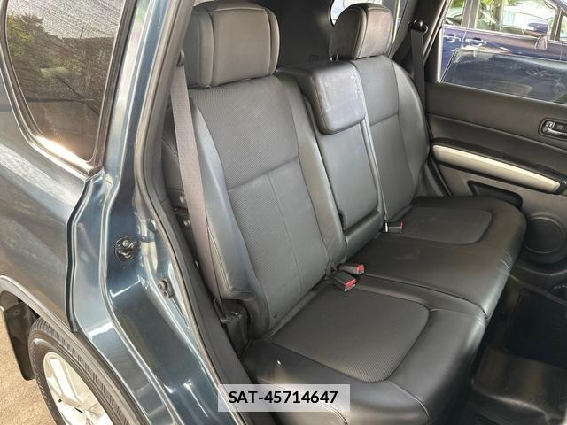 Nissan X-TRAIL 2011-10 7808938-12