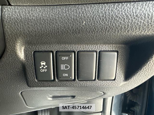 Nissan X-TRAIL 2011-10 7808938-7