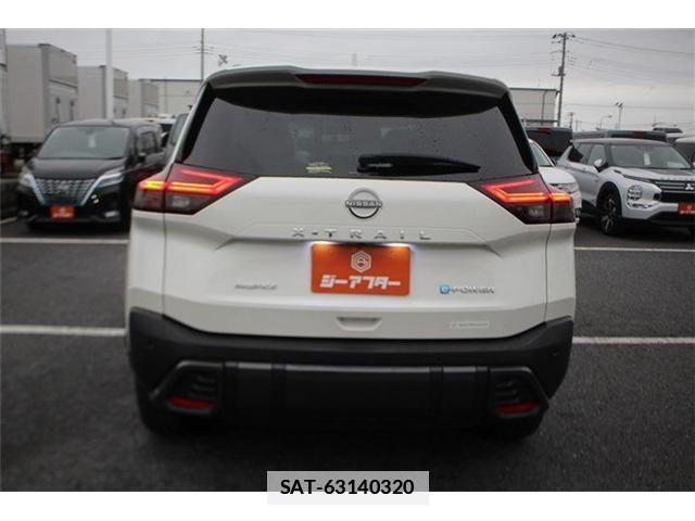 Nissan X-TRAIL 2022-08 7809369-12