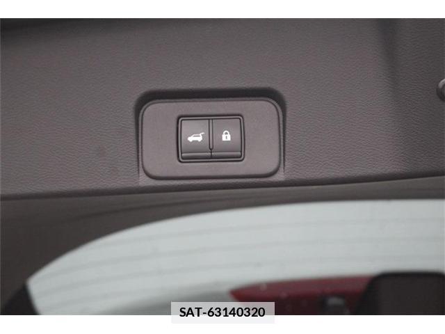 Nissan X-TRAIL 2022-08 7809369-3