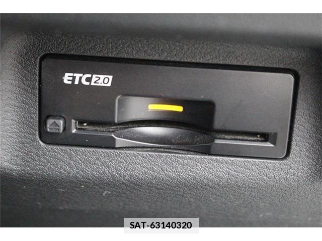 Nissan X-TRAIL 2022-08 7809369-6