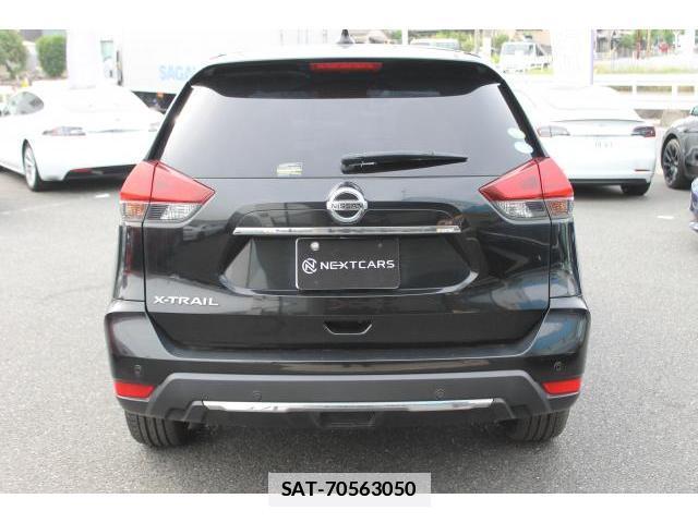 Nissan X-TRAIL 2018-03 7809721-1