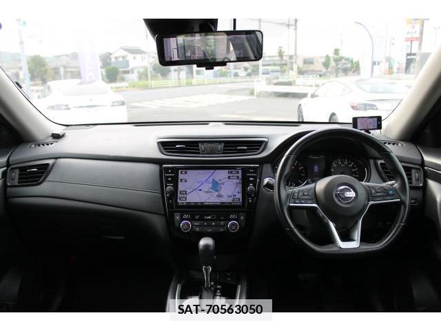 Nissan X-TRAIL 2018-03 7809721-2