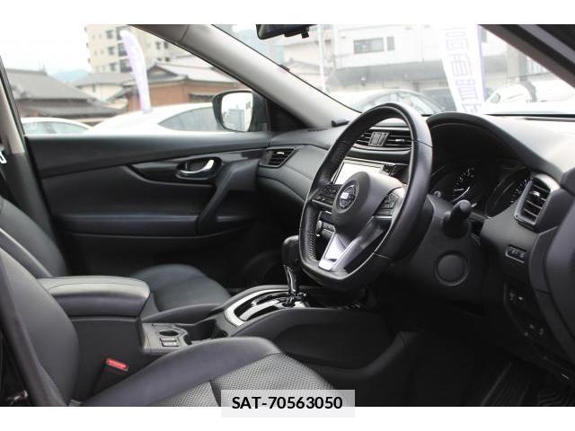 Nissan X-TRAIL 2018-03 7809721-5