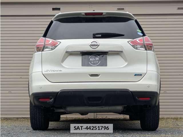 Nissan X-TRAIL 2015-08 7810040-6