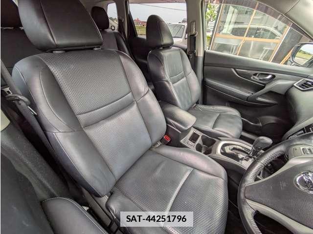 Nissan X-TRAIL 2015-08 7810040-8