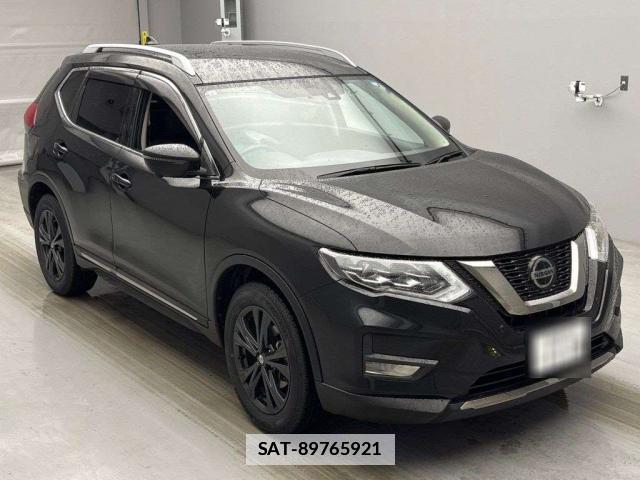 Nissan X-TRAIL 2021-08 7810368-10