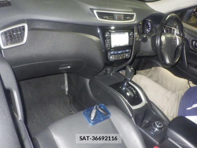 Nissan X-TRAIL 2016-02 7810390-2