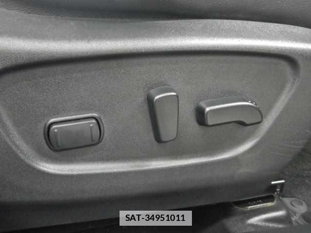 Nissan X-TRAIL 2021-04 7810895-10