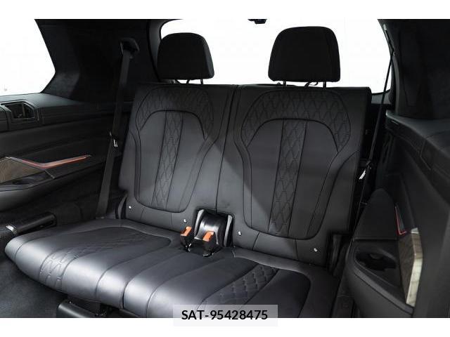 Bmw X7 2020-08 7807066-16