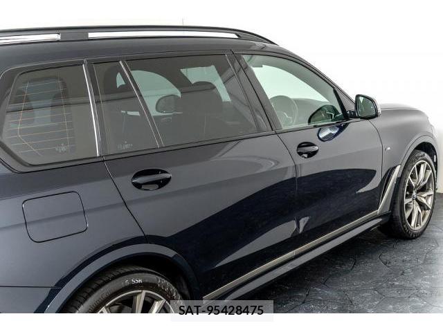 Bmw X7 2020-08 7807066-9