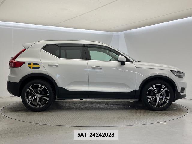 Volvo XC40 2021-12 7793595-17
