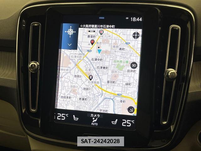 Volvo XC40 2021-12 7793595-5