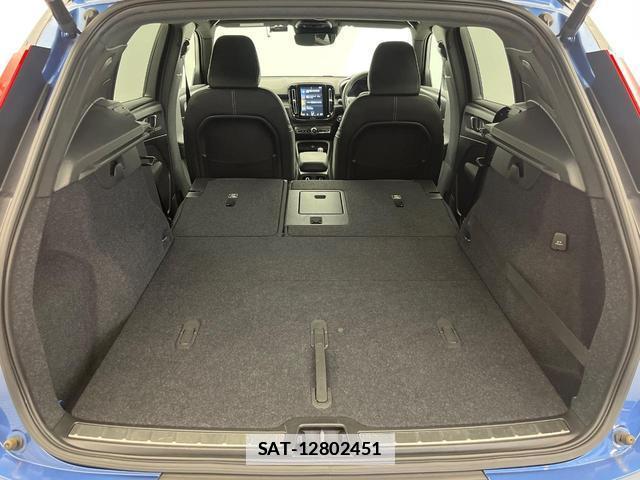 Volvo XC40 2021-03 7793596-13