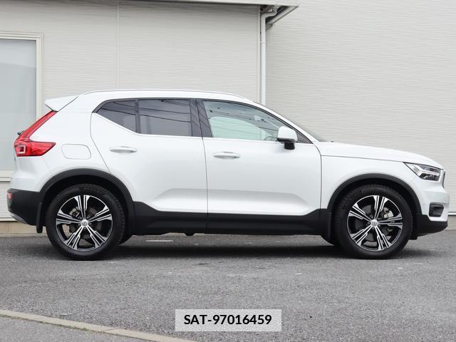 Volvo XC40 2021-06 7794490-6