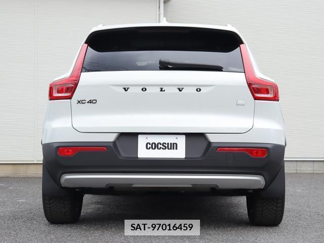 Volvo XC40 2021-06 7794490-8