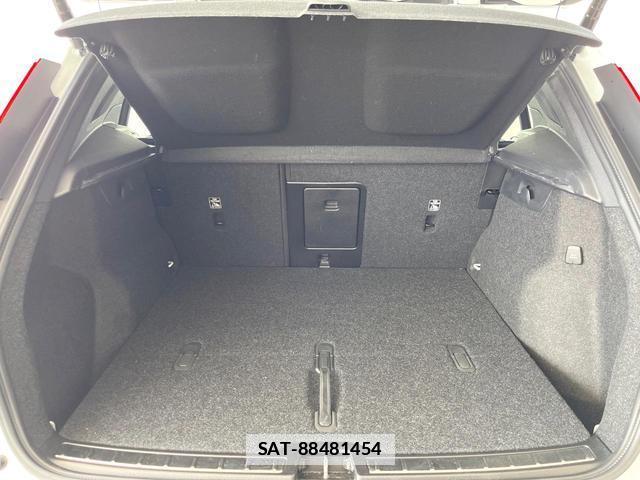 Volvo XC40 2024-09 7794515-16