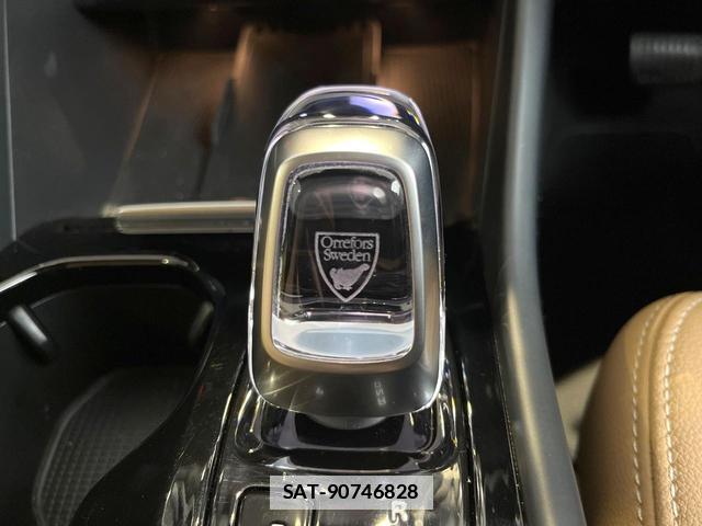 Volvo XC40 2020-12 7794516-9