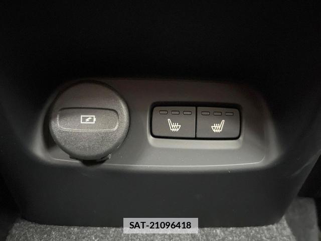 Volvo XC40 2021-07 7794517-15