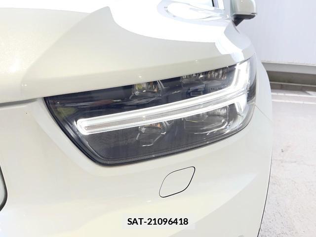 Volvo XC40 2021-07 7794517-18
