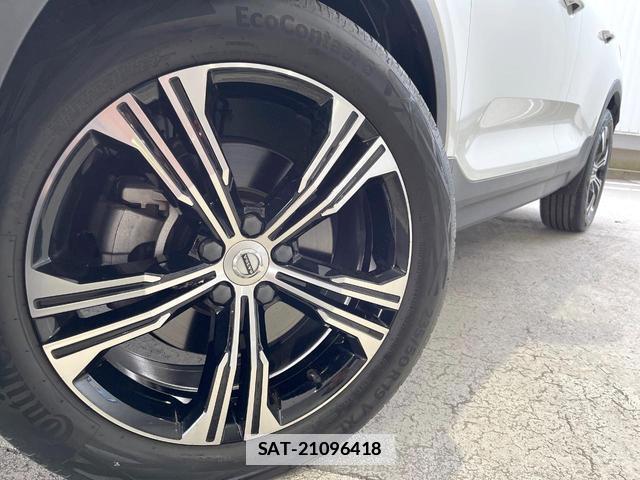 Volvo XC40 2021-07 7794517-19