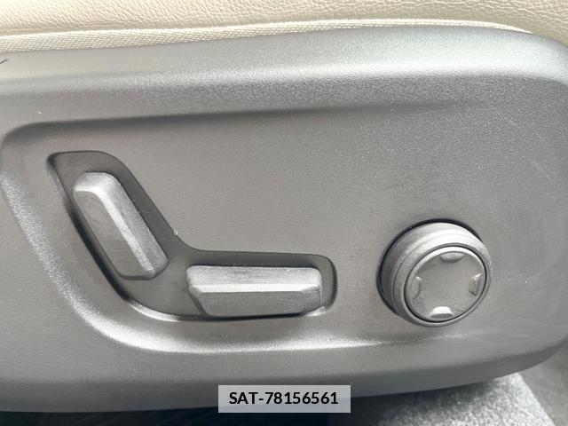 Volvo XC40 2023-05 7794519-8