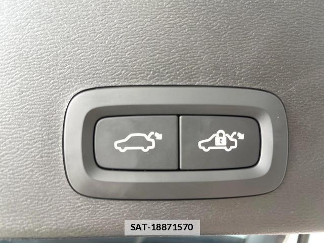 Volvo XC40 2023-05 7794521-14