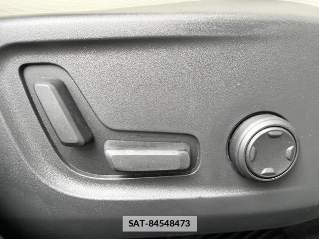 Volvo XC40 2023-05 7794522-8
