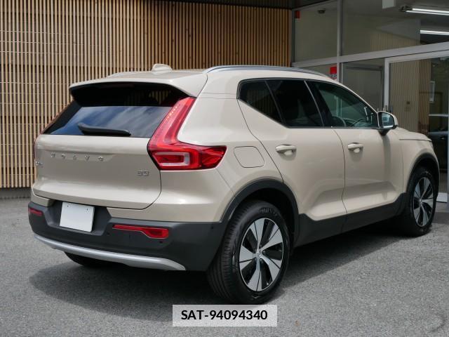 Volvo XC40 2025-11 7794543-2