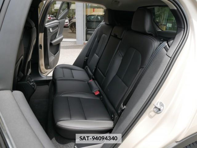 Volvo XC40 2025-11 7794543-8