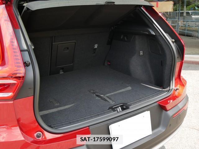 Volvo XC40 2023-03 7794545-11