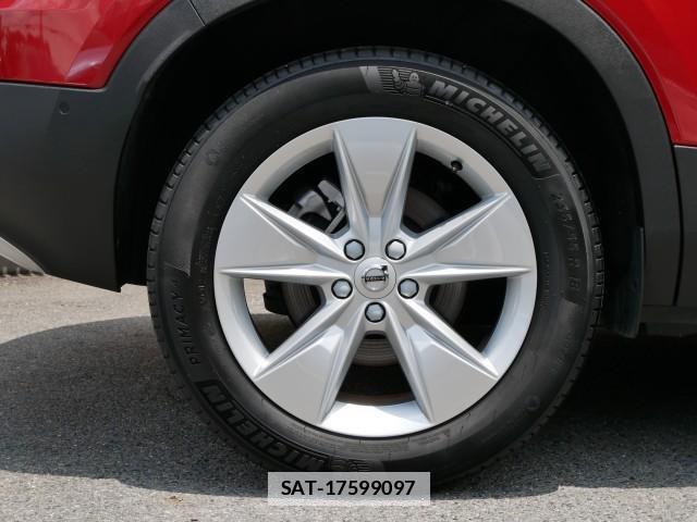 Volvo XC40 2023-03 7794545-13