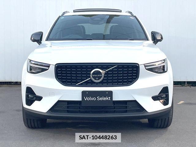 Volvo XC40 2025-09 7798075-17