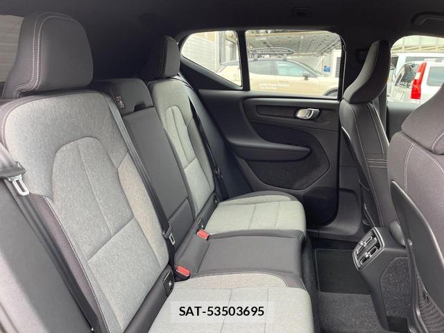 Volvo XC40 2022-10 7798770-12
