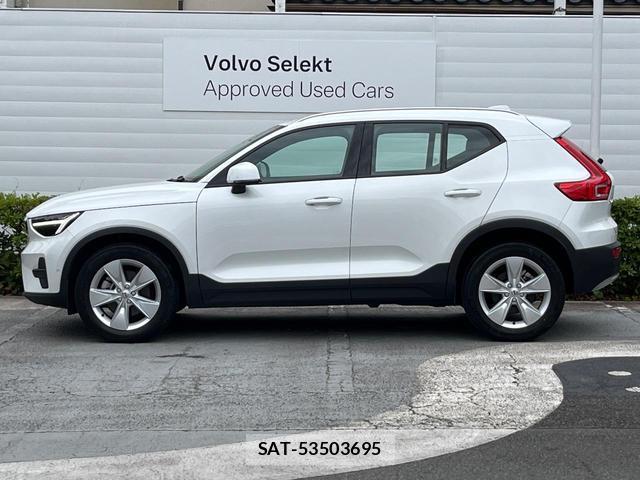 Volvo XC40 2022-10 7798770-16