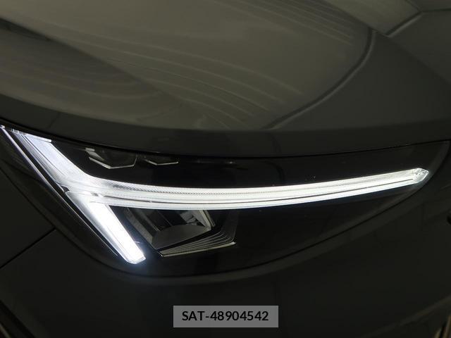 Volvo XC40 2022-09 7799311-9