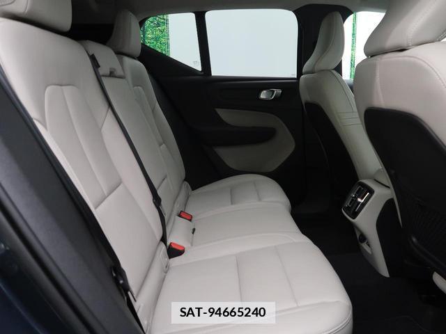 Volvo XC40 2020-12 7799316-13