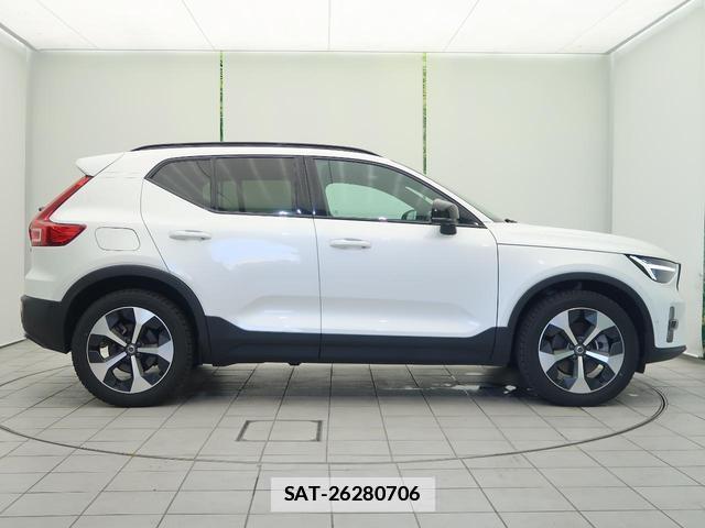 Volvo XC40 2023-09 7799320-14