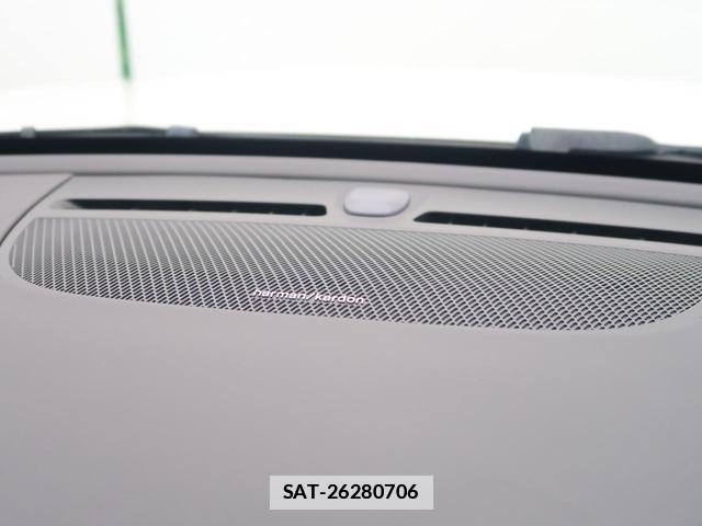 Volvo XC40 2023-09 7799320-4
