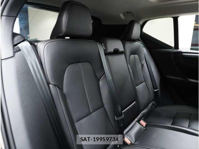 Volvo XC40 2026-01 7800741-9