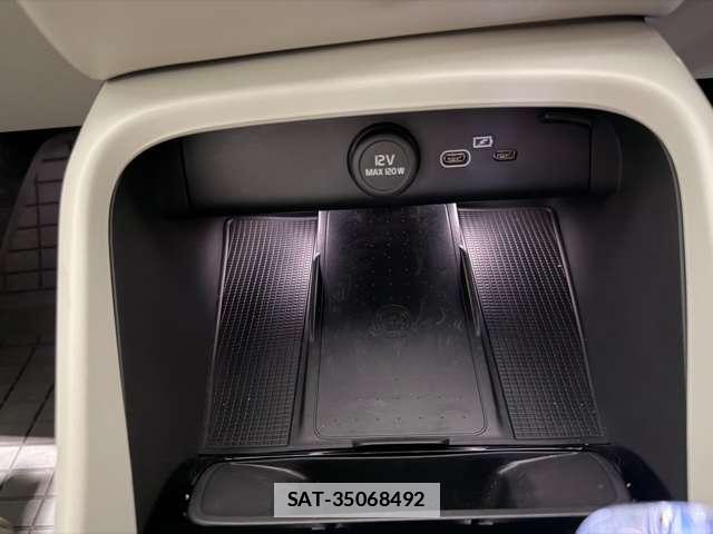 Volvo XC40 2025-07 7800744-10