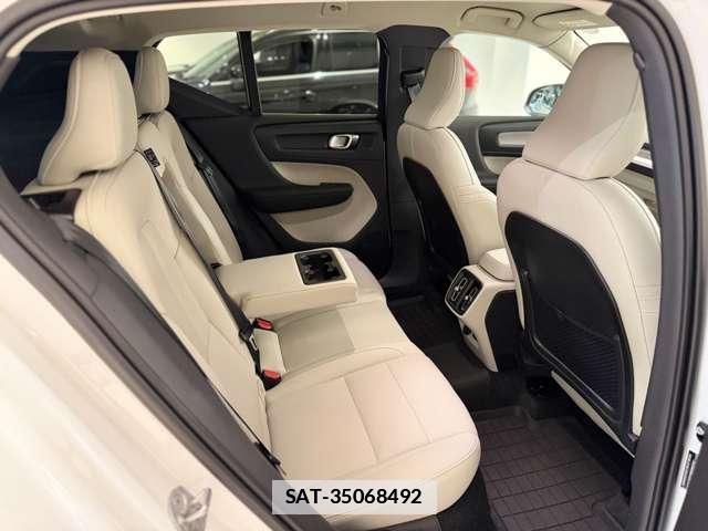 Volvo XC40 2025-07 7800744-14