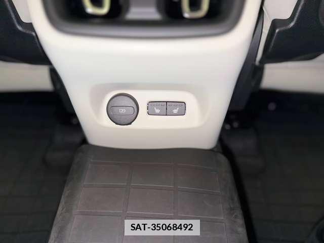 Volvo XC40 2025-07 7800744-16